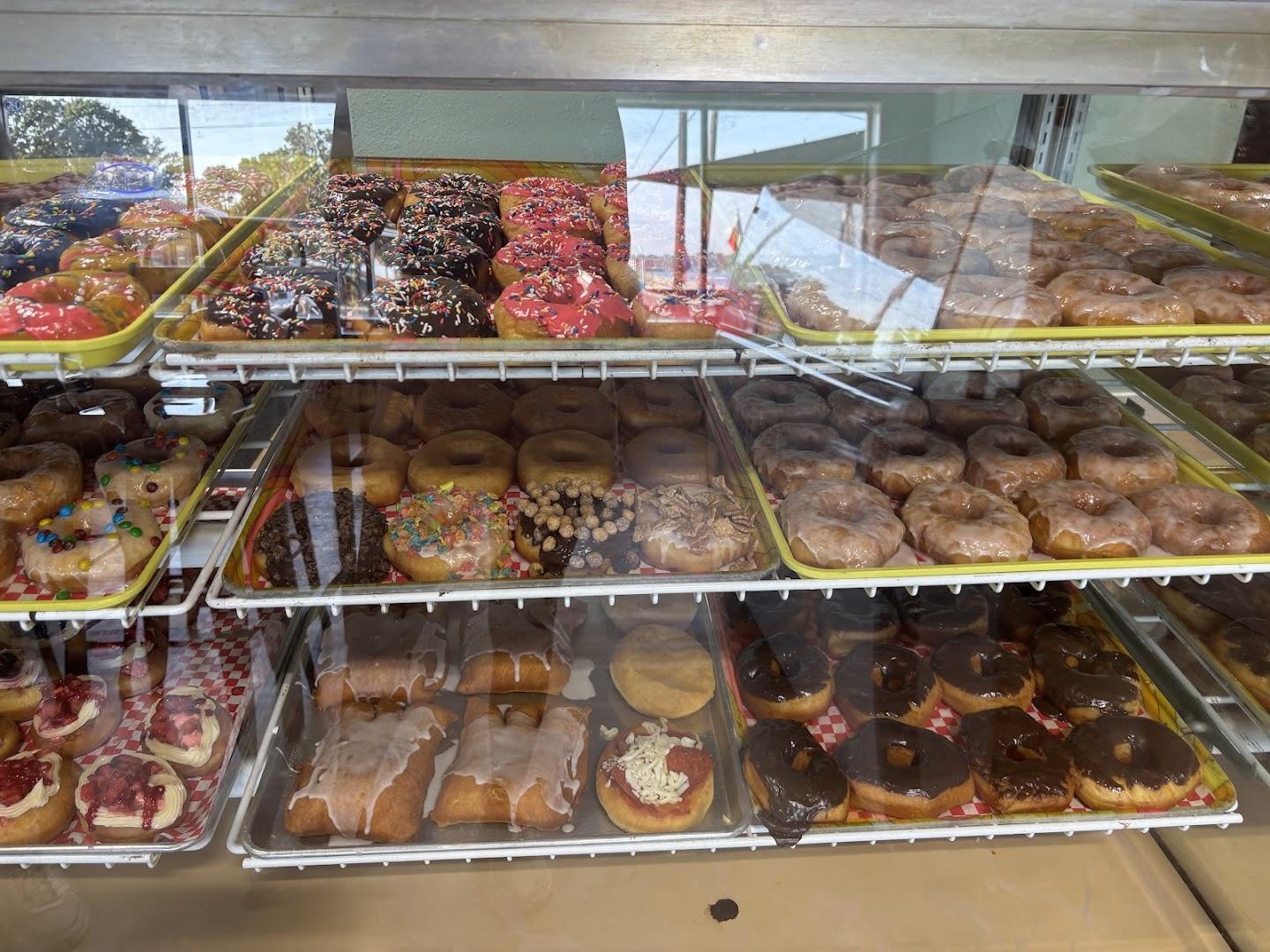 The Kiss Donut Factory