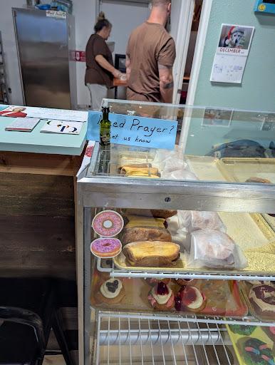The Kiss Donut Factory